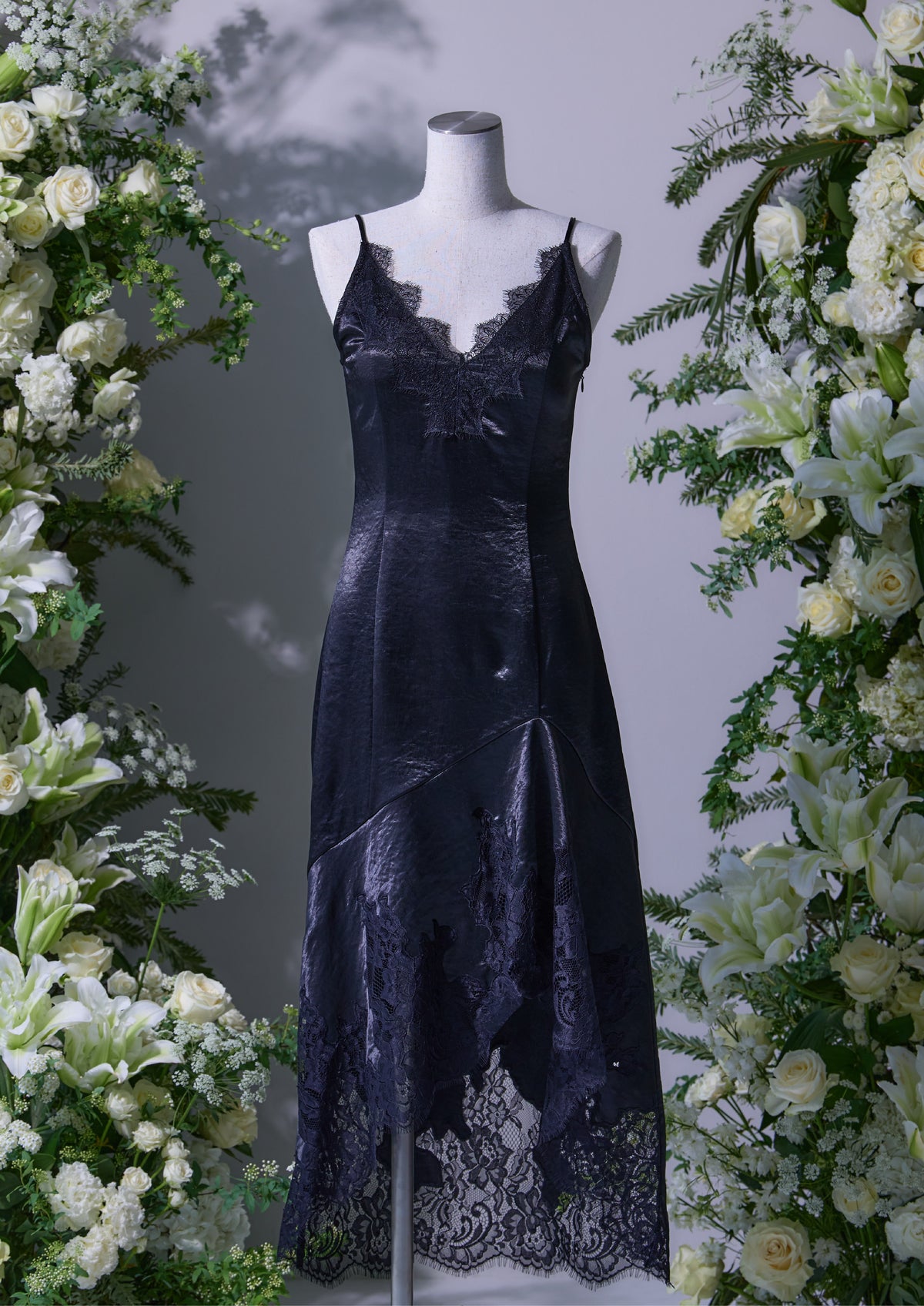 L’Oiseau slip dress