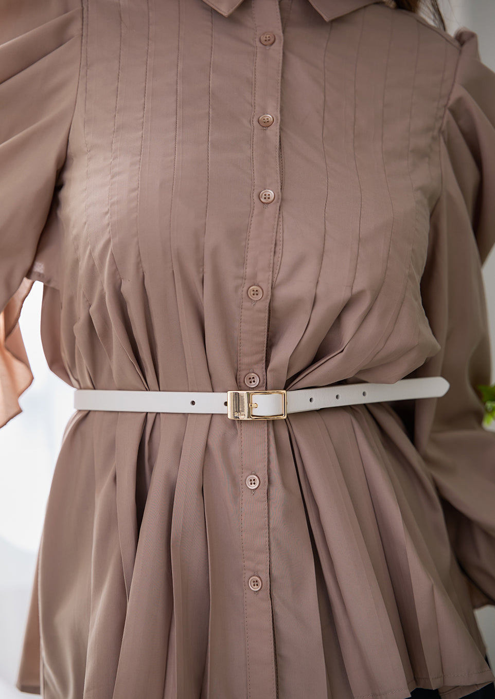 Reversible narrow belt