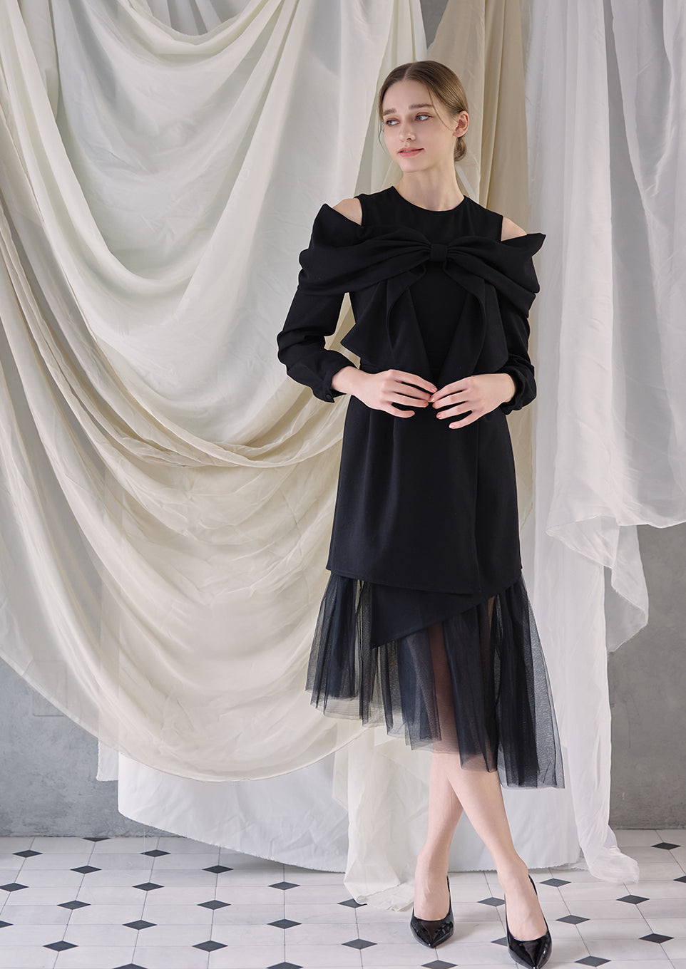 Tulle docking ribbon dress – Riu