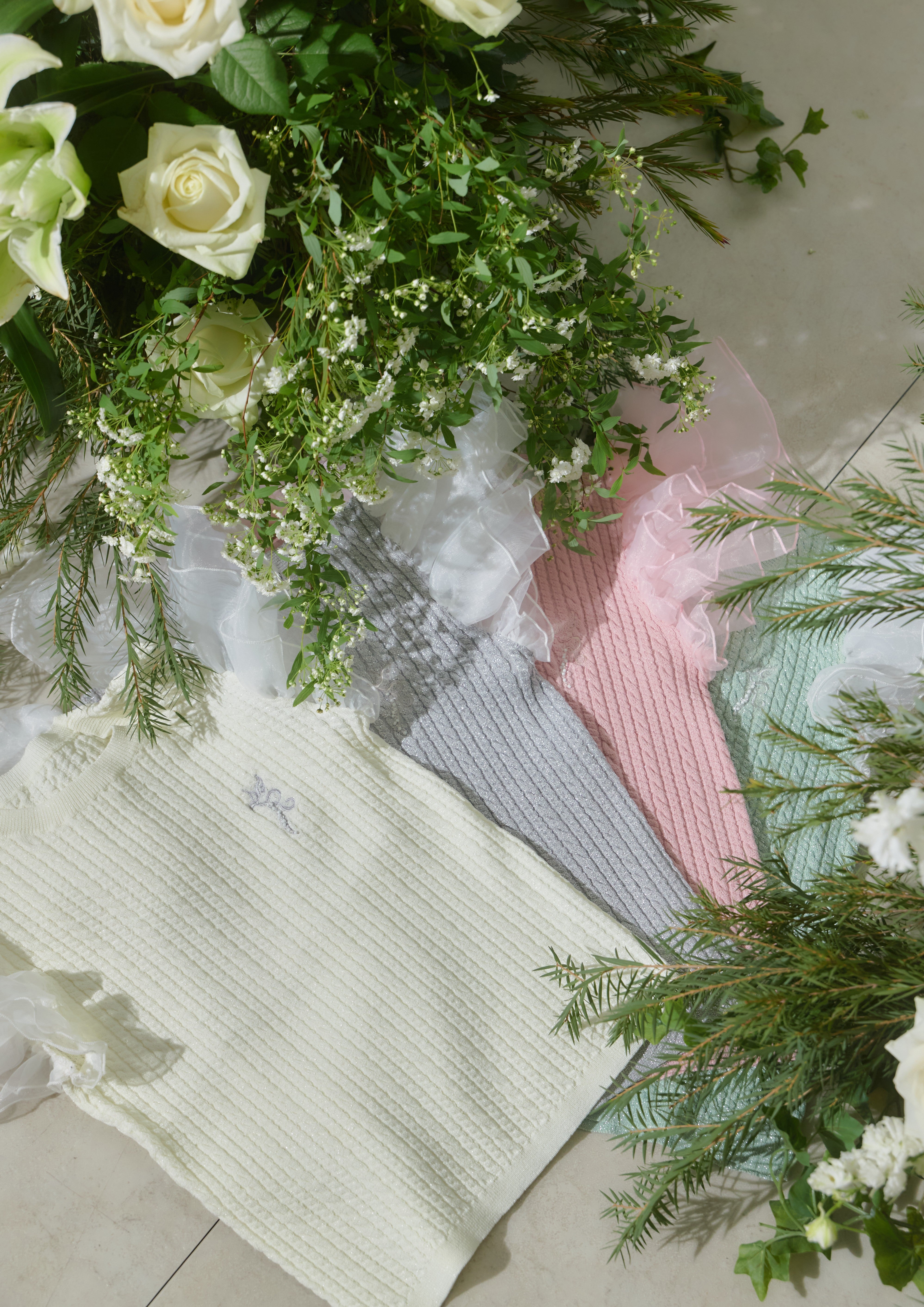 Flutter Sleeve Knit Tops – Riu