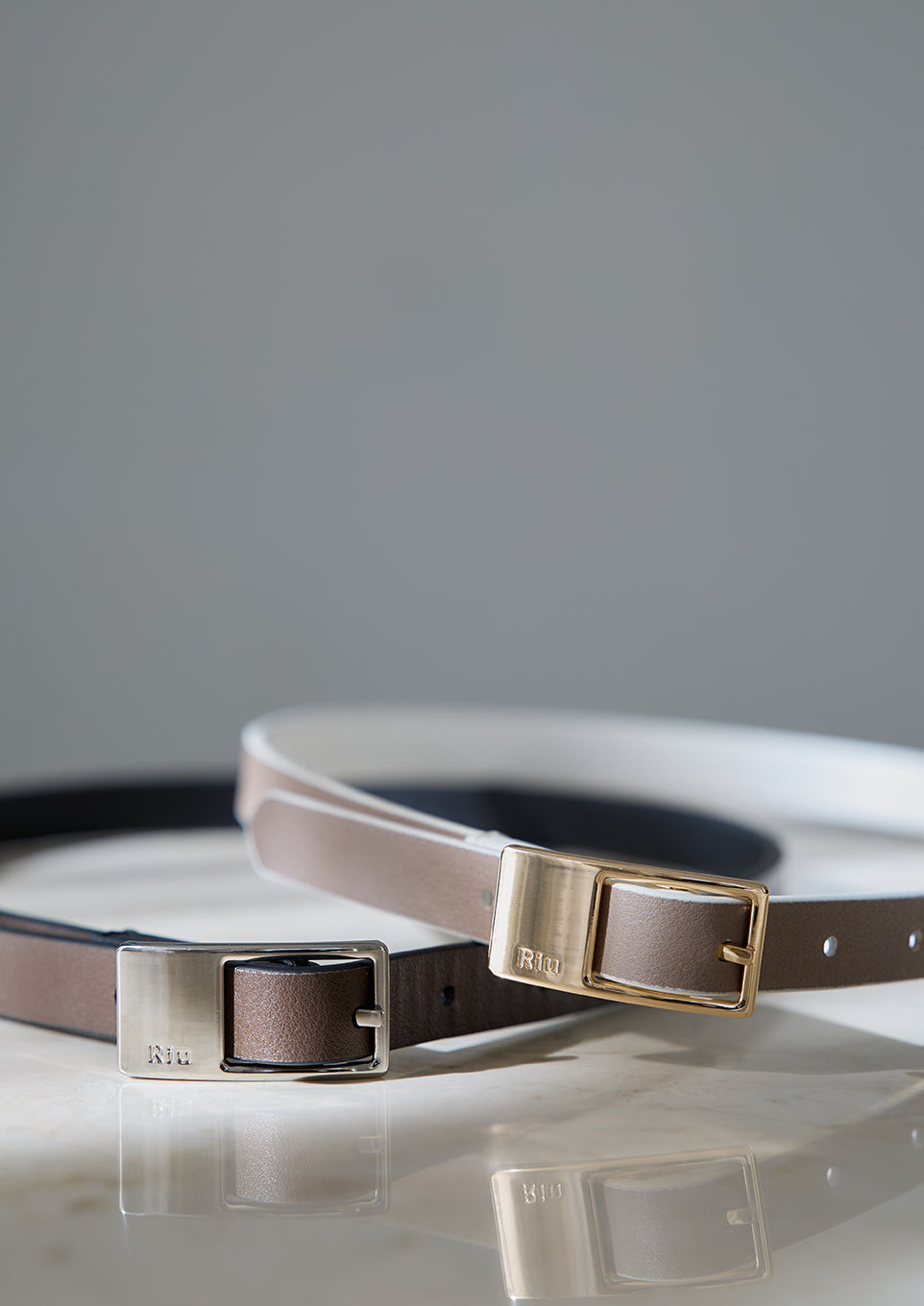 Reversible narrow belt