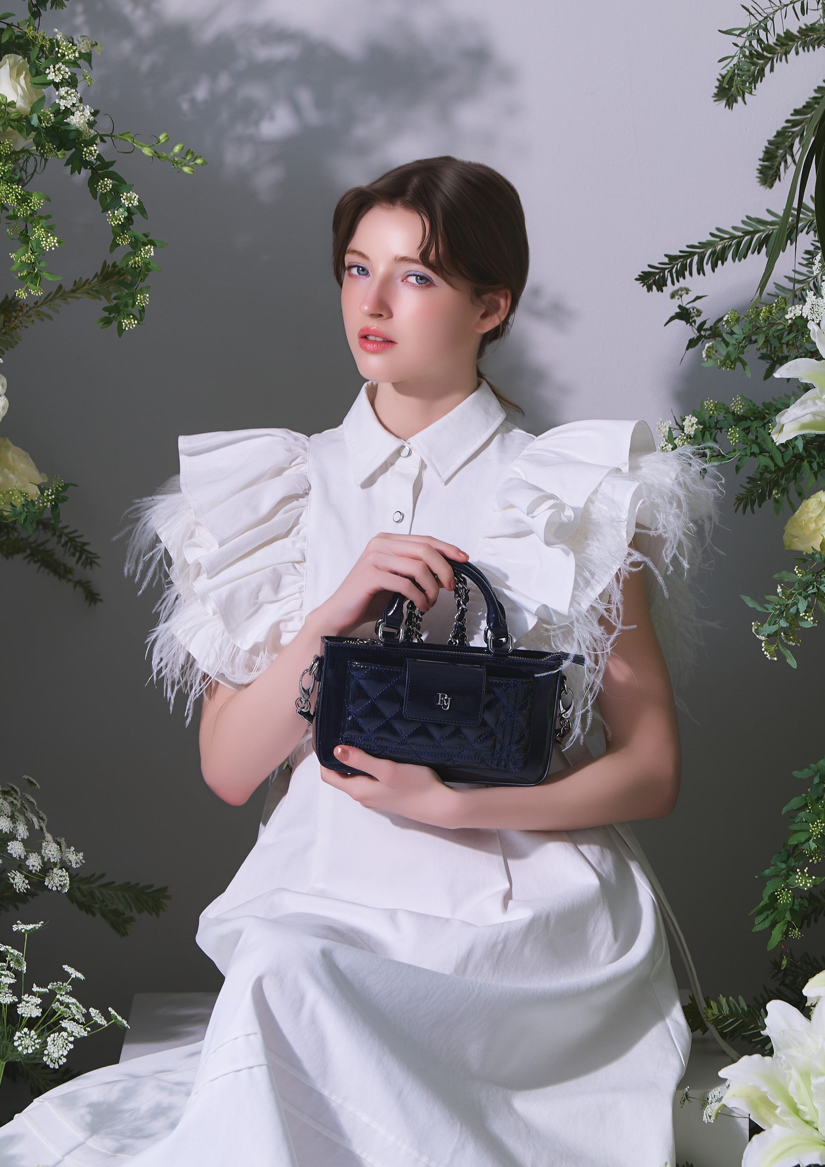 Enamel Phone bag – Riu