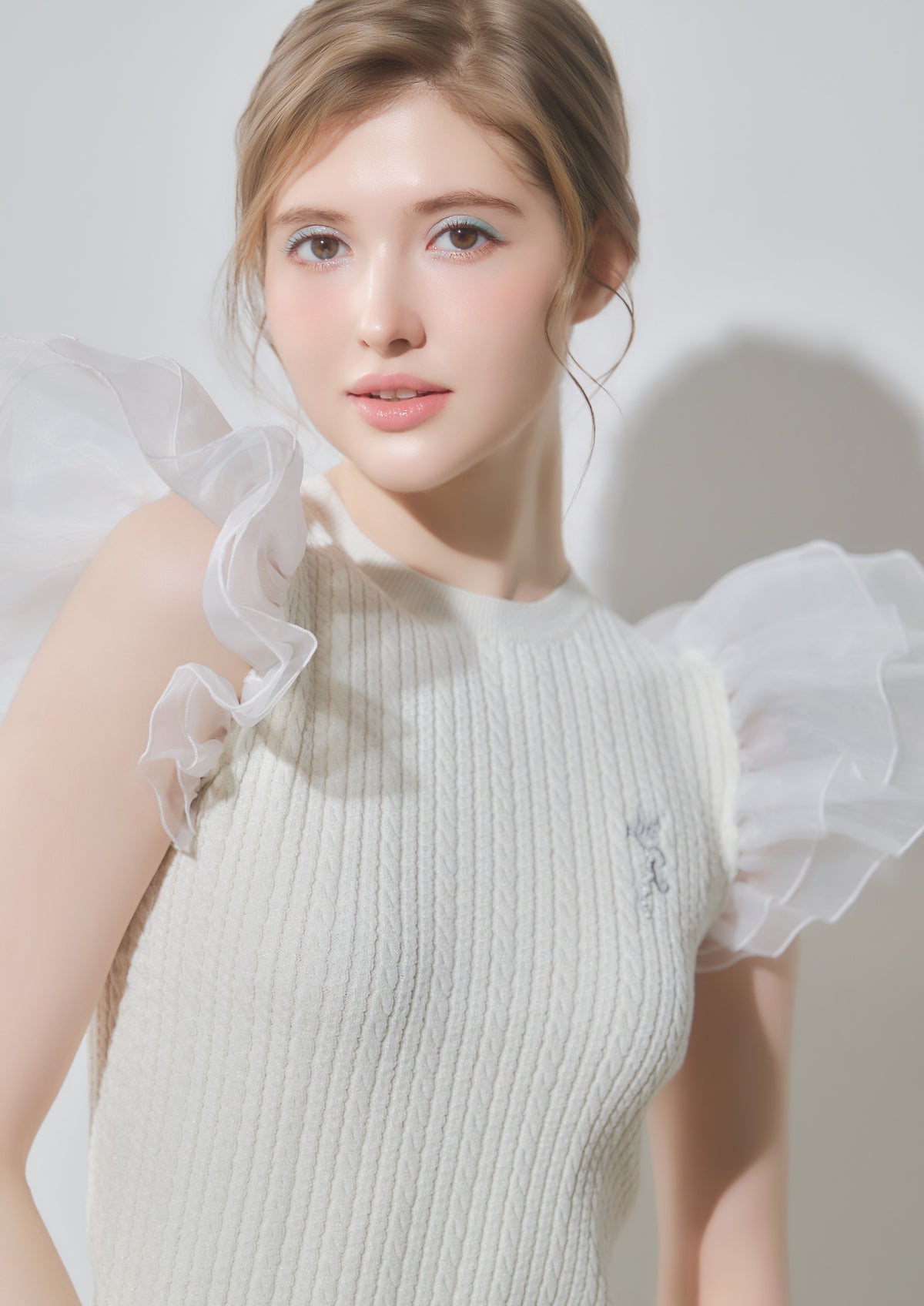 Flutter Sleeve Knit Tops